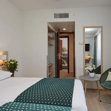 Hotel Suisse 3*