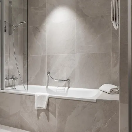 Hotel Suisse 3*